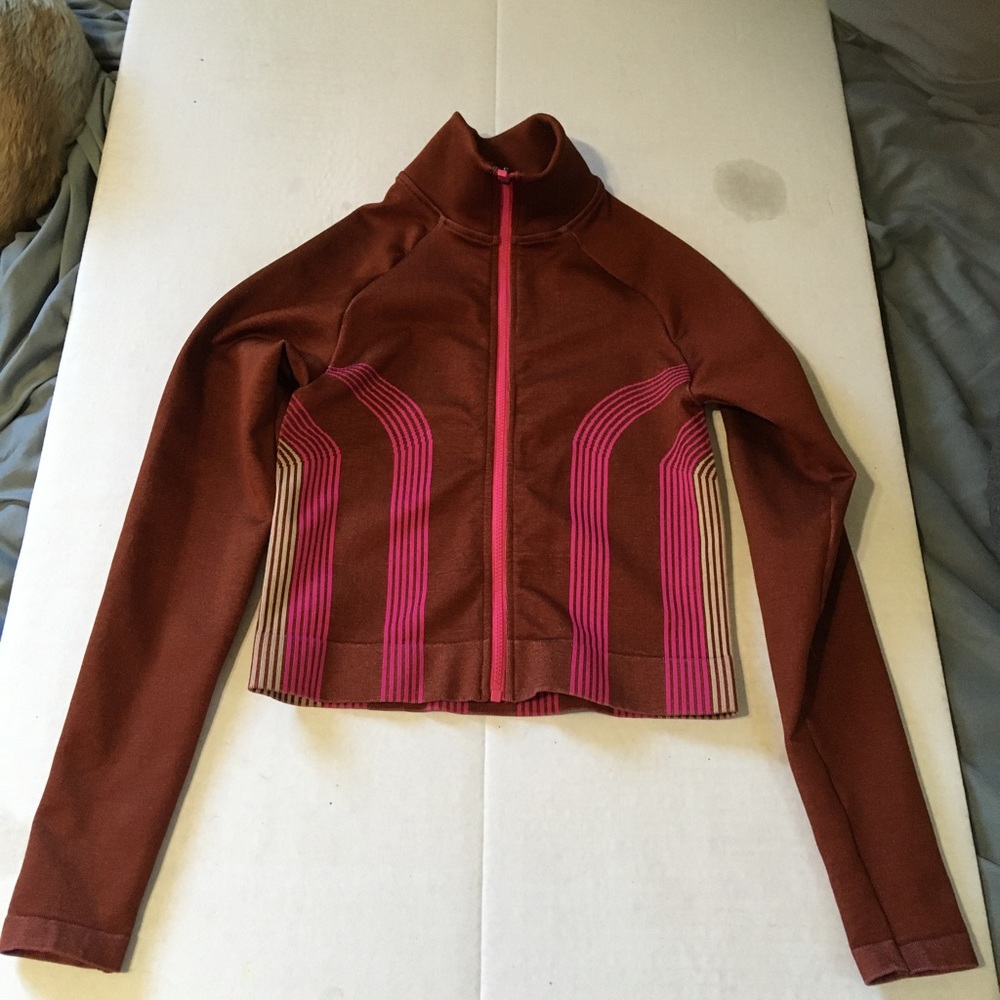 Fabletics, women’s crop top/midriff, track jacket, extra small, red burgundy